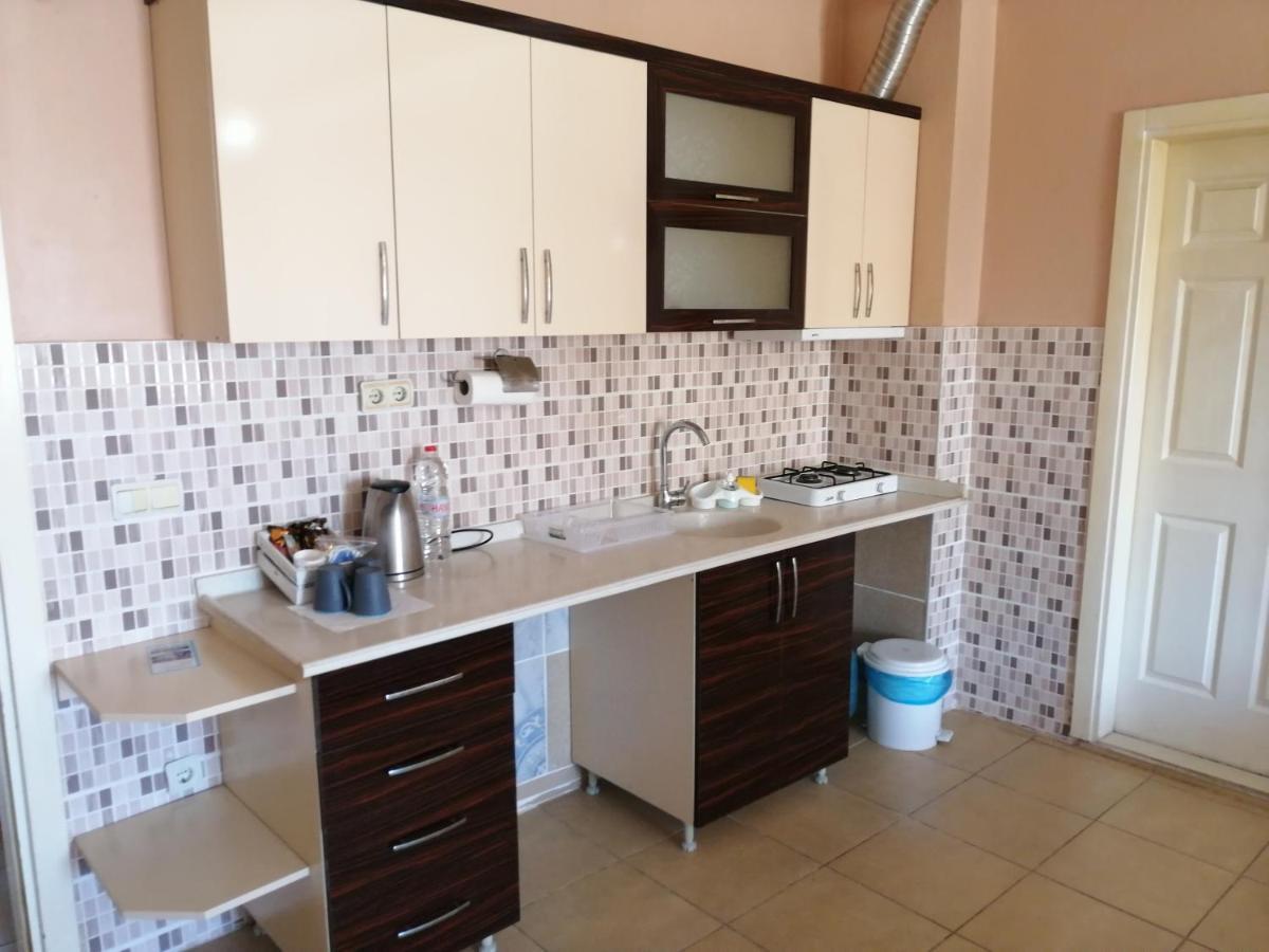 Mina Apart Otel Kundu Luaran gambar